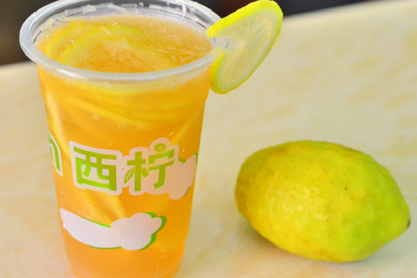 西柠茶饮加盟官网是哪个,餐饮加盟行业能赚钱吗